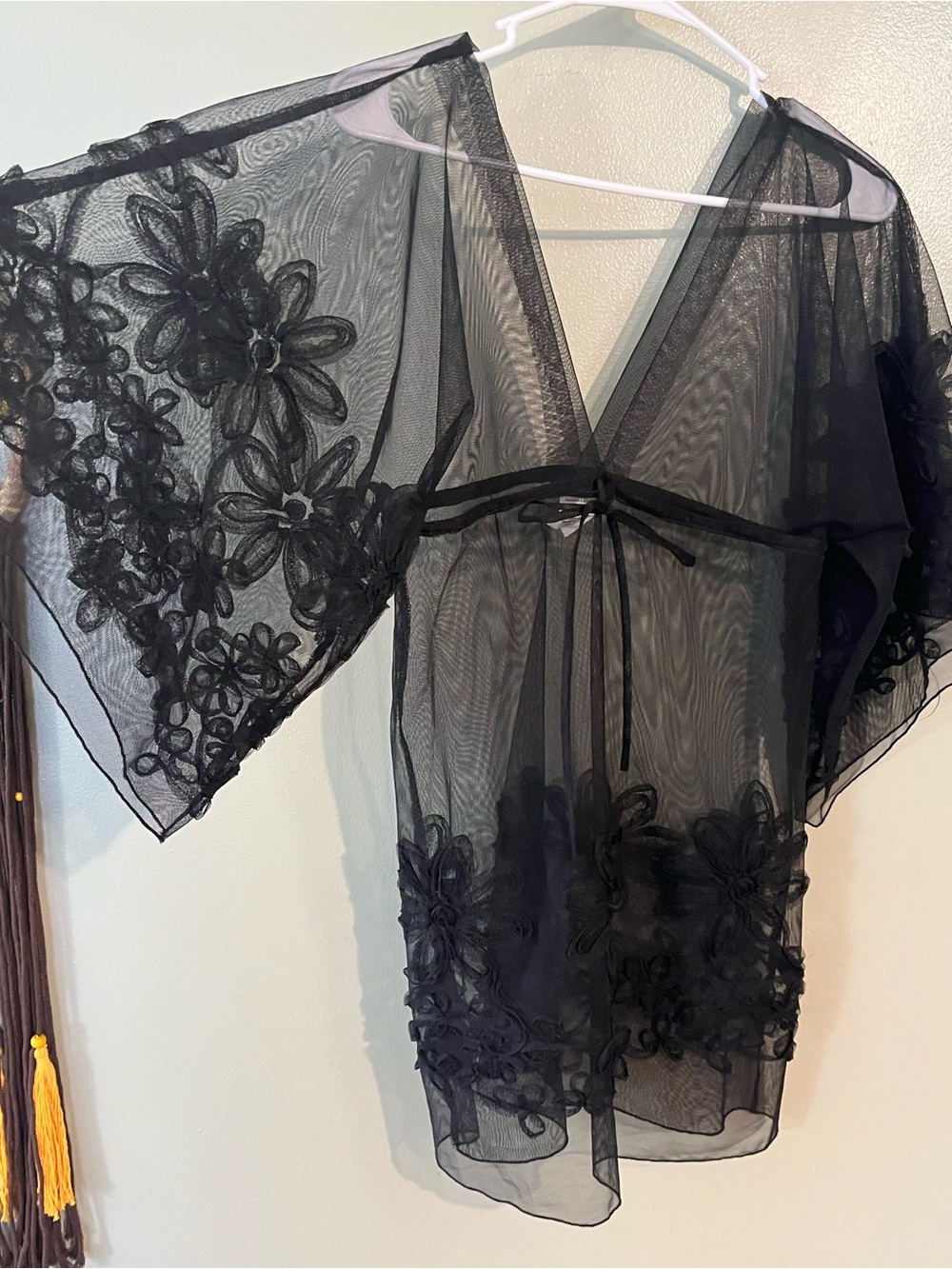 Vet Seal Y2K Sheer Black Floral Lace Kimono Top V Neck Grunge S